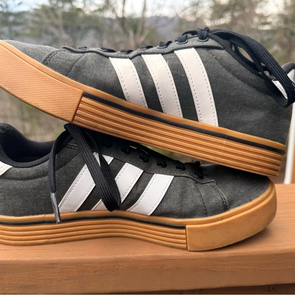 Adidas Daily Sneakers Gray Gum Sole Mens 7 EU 40